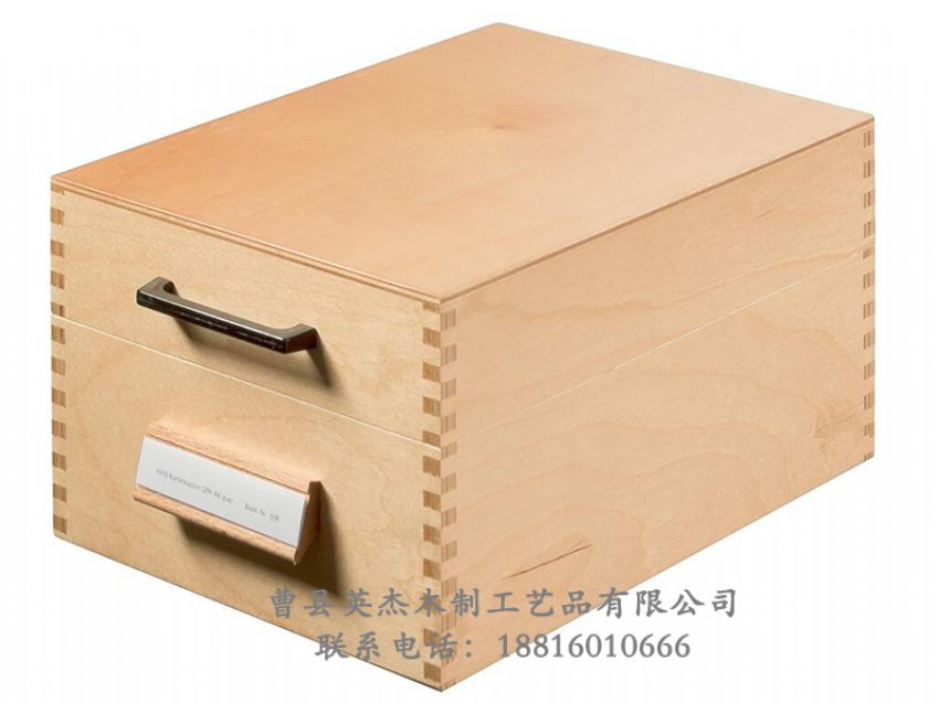 點(diǎn)擊查看詳細(xì)信息<br>標(biāo)題：木制收納盒 閱讀次數(shù)：1037