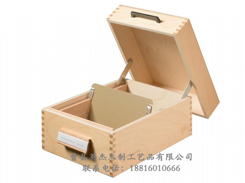 點(diǎn)擊查看詳細(xì)信息<br>標(biāo)題：木制收納盒 閱讀次數(shù)：1027